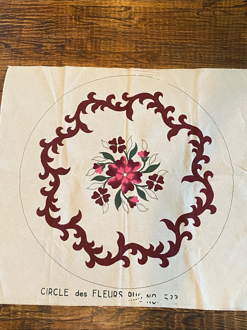 Needlepoint Painted Canvas CIRCLE des FLEURS RUG NO. 533